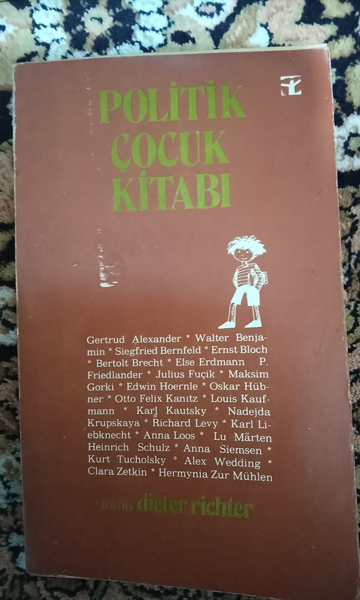 Politik çocuk kitabı 1978 1. baskı